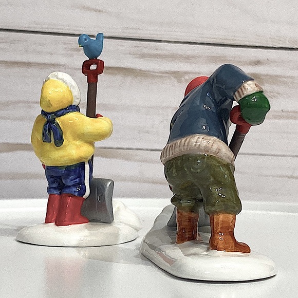 DEPARTMENT 56 - A Heavy Snow Fall - Original Snow Village - Picture 4 of 8